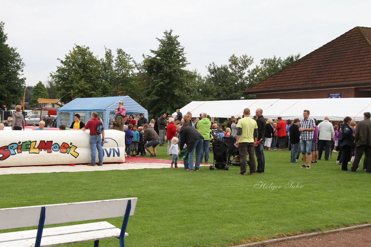 Bild 150 - Vogelschießen 2011